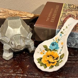 🐢REMOVING LISTING 1/5/26🐢 RETIRED PATTERN PIONEER WOMAN CERAMIC SPOON REST